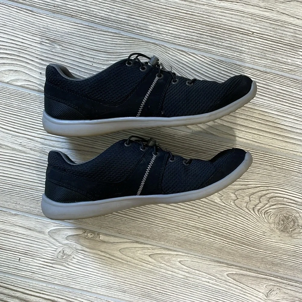 Clarks Black Sneakers Comfortable Everyday Wear